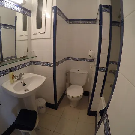 Montserrat 锡切斯